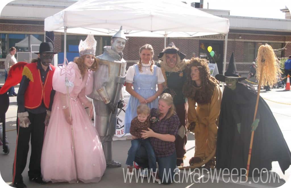 oztober fest wizard of oz cast