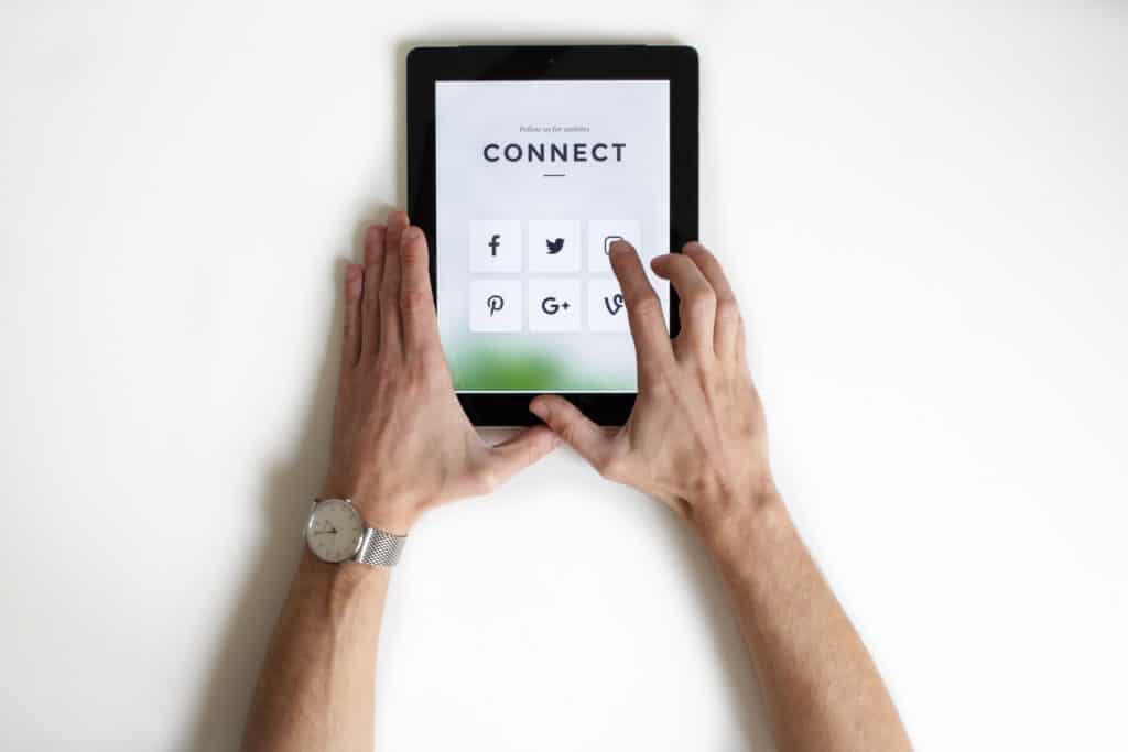 social media tablet small business marketing