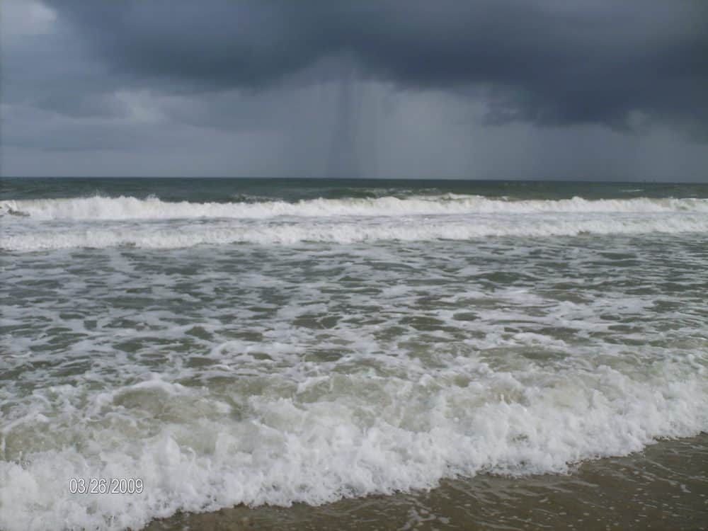 Top Sail Beach