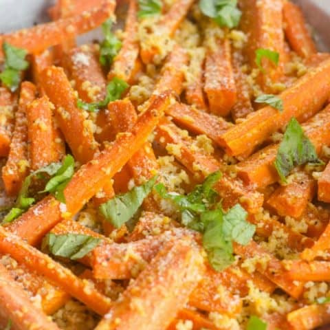 Garlic Parmesan Roasted Carrots
