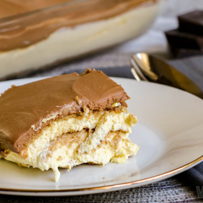 No-Bake Chocolate Eclair Cake