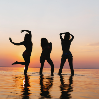 5 Amazing Group Vacations to Book Now