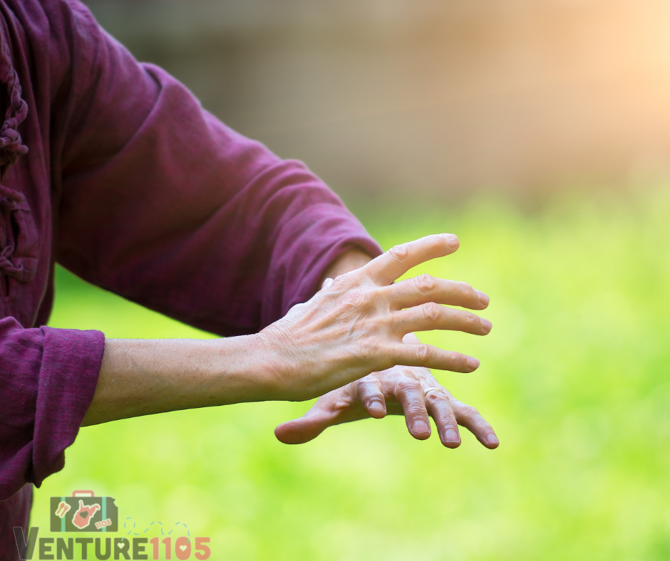 Hands that are practicing Tai Chi