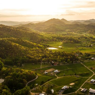 The Complete Sevierville, TN Bucketlist: 10 Things You Shouldn’t Miss Out On
